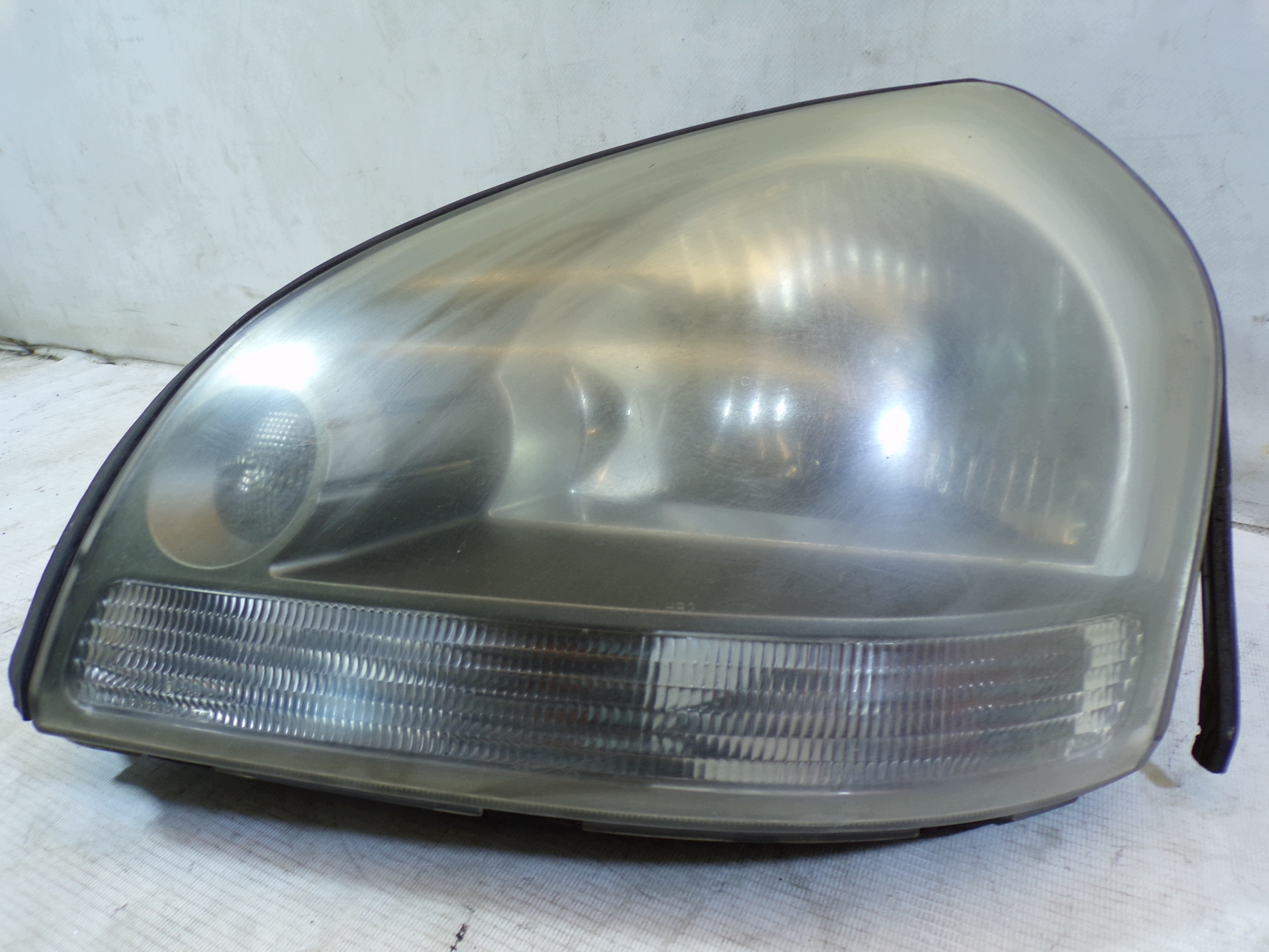light front front left HYUNDAI TUCSON 1 and