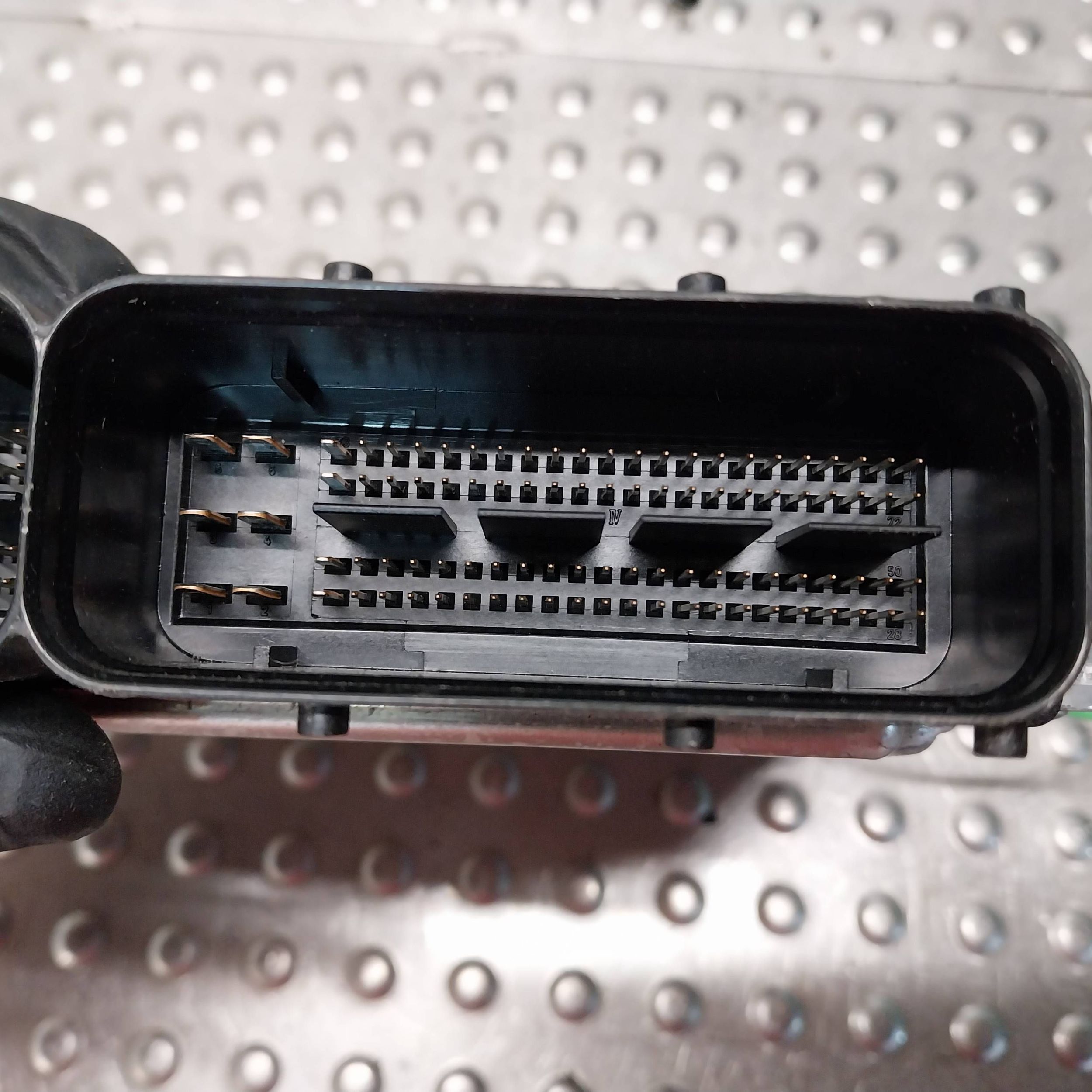 computer control unit of the engine 04C907309BB AUDI A3 8V Q2 81A ARONA 1.0TSI