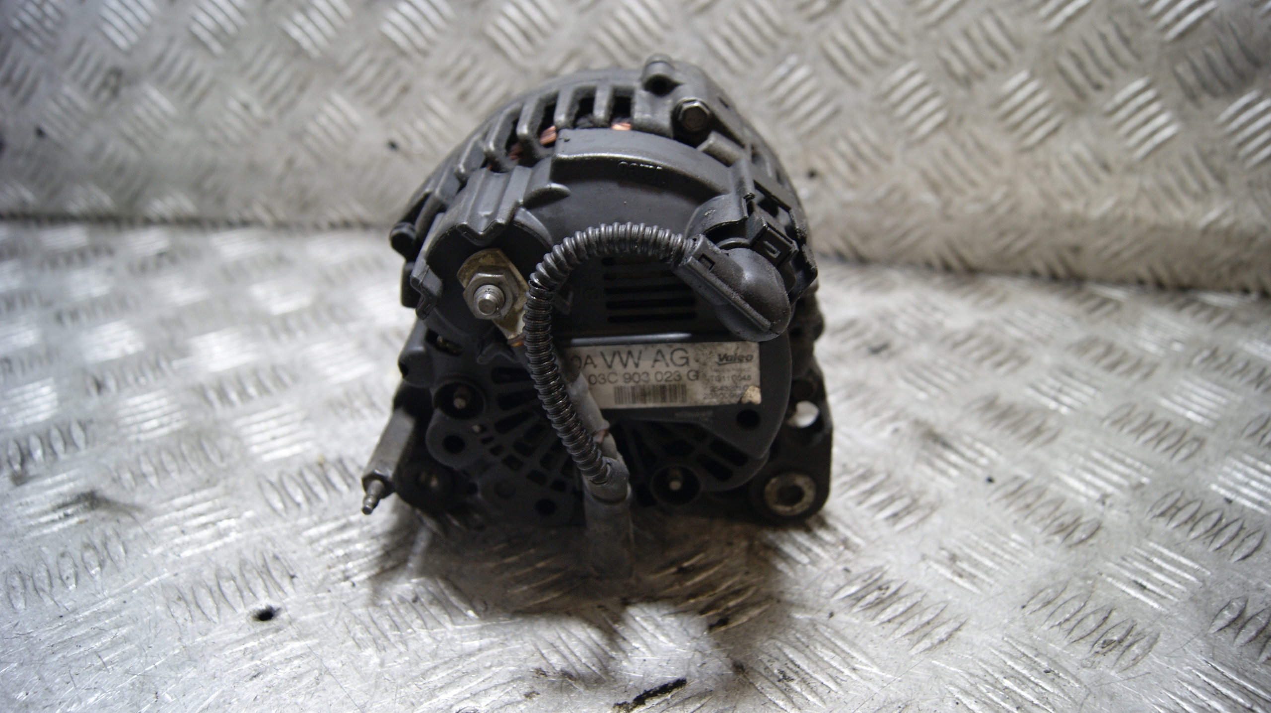 ALTERNATOR VOLKSWAGEN GOLF 5 PLUS 03C903023G