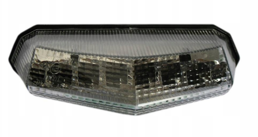 LAMPA ŚWIATŁO TYŁ UNIWERSALNA TRÓJKĄTNA- LED