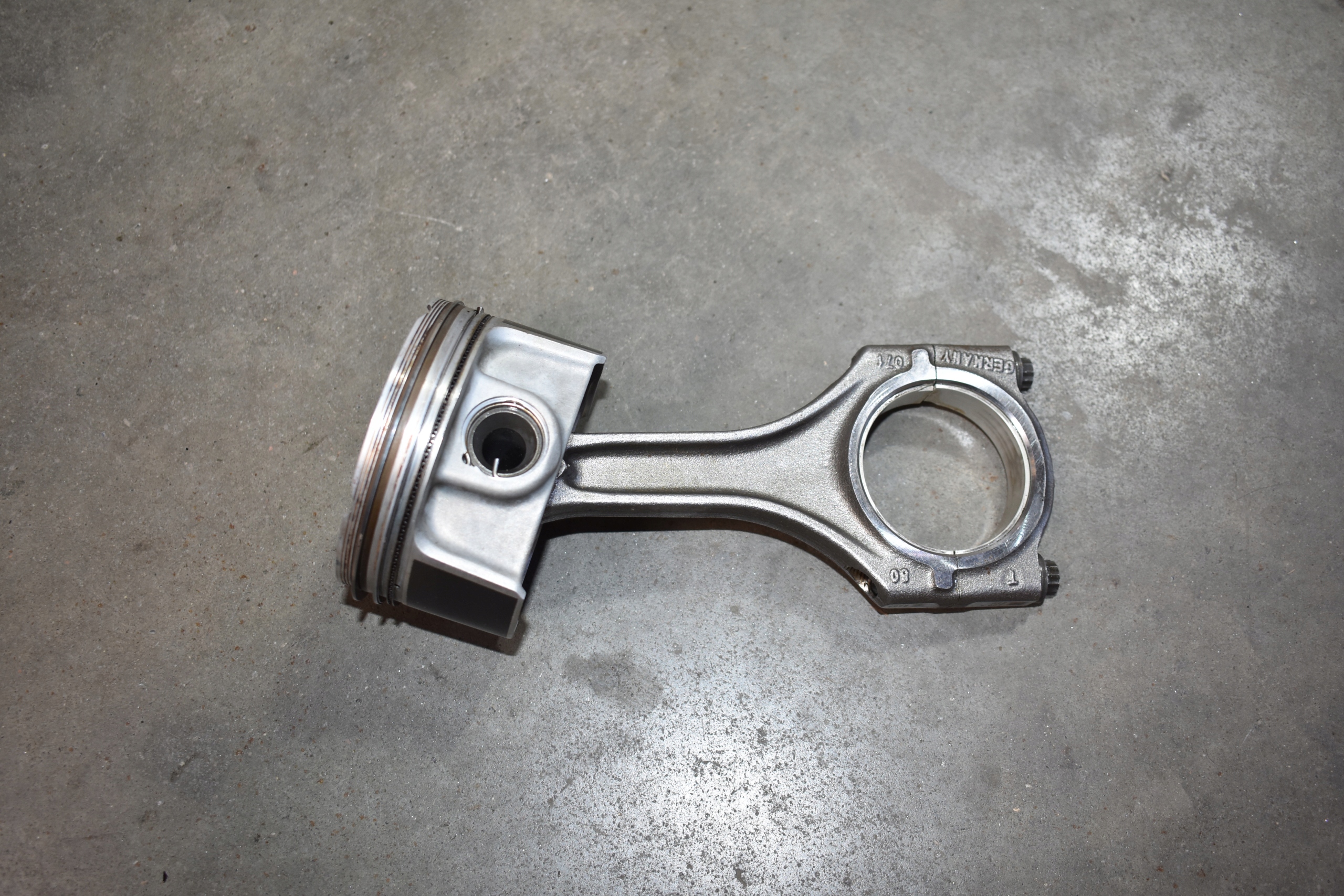 IDEALNY piston + connecting rod PORSCHE 982 718 2.0 DDP DDPB 1
