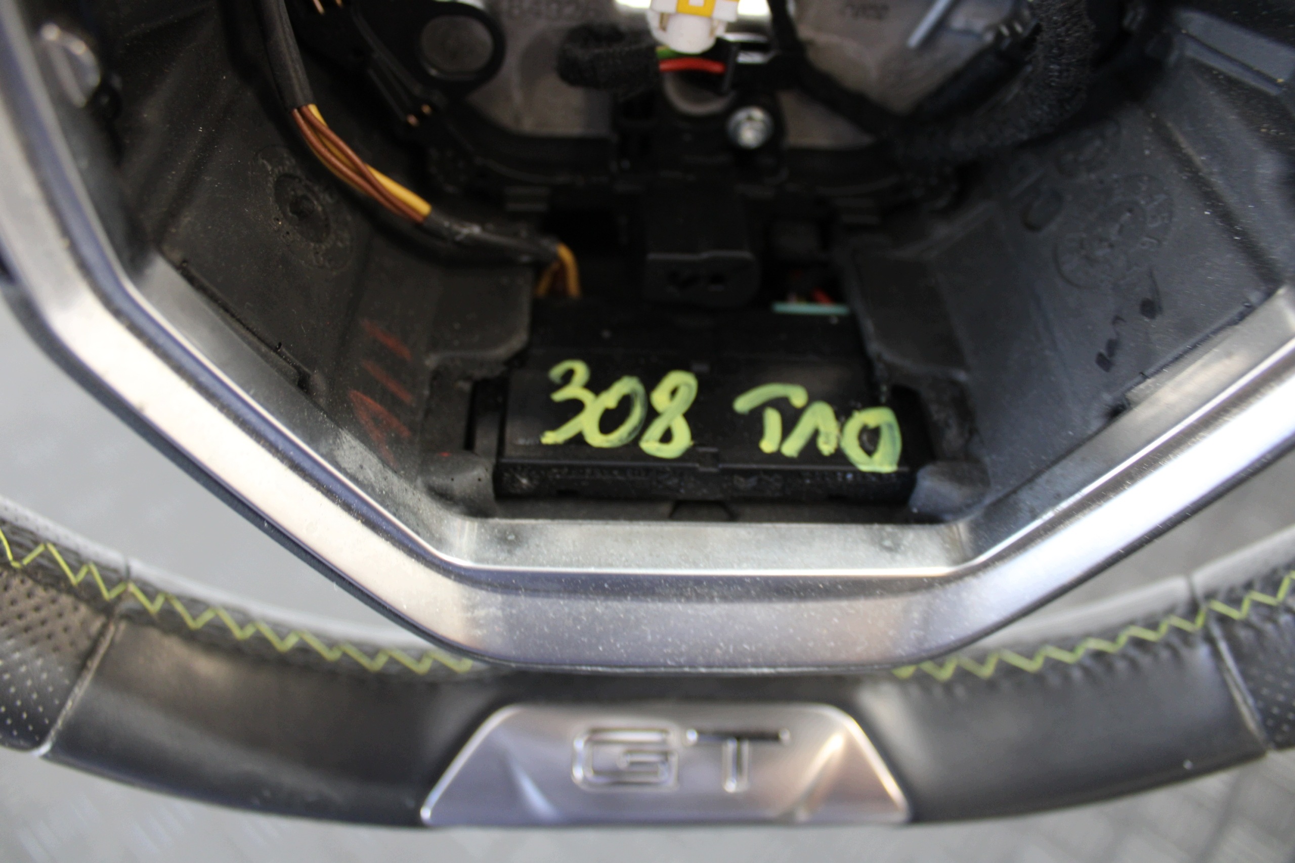 lenkrad MULTIFUNKCJA PEUGEOT 308 T10 III 3
