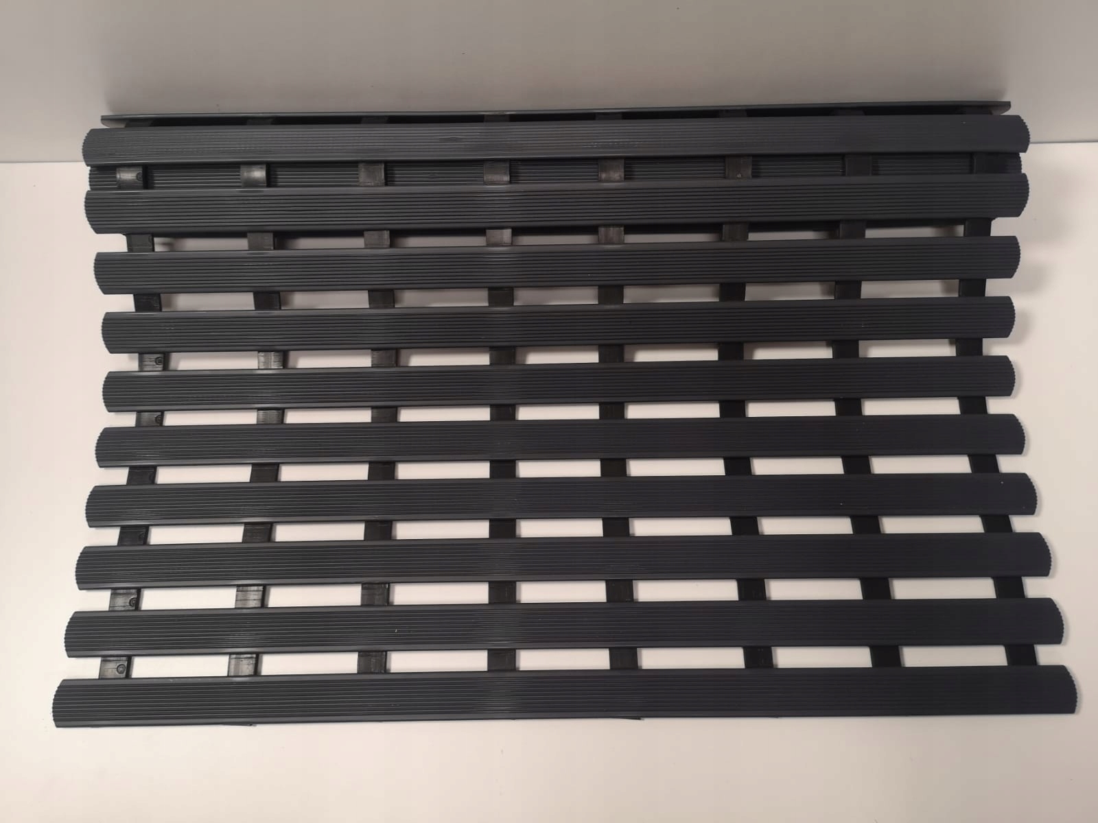 Příčka solária grafitová