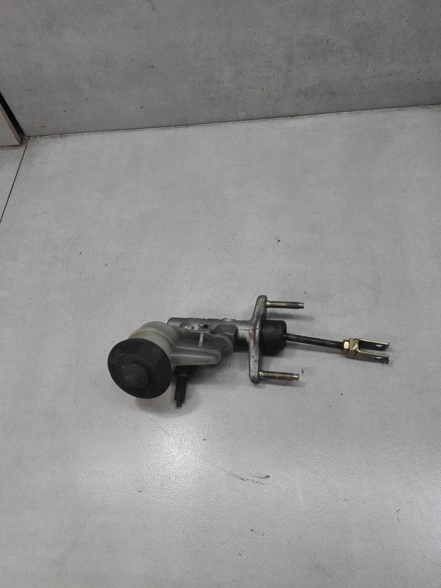 НАСОС СЦЕПЛЕНИЯ TOYOTA CELICA V 2.0