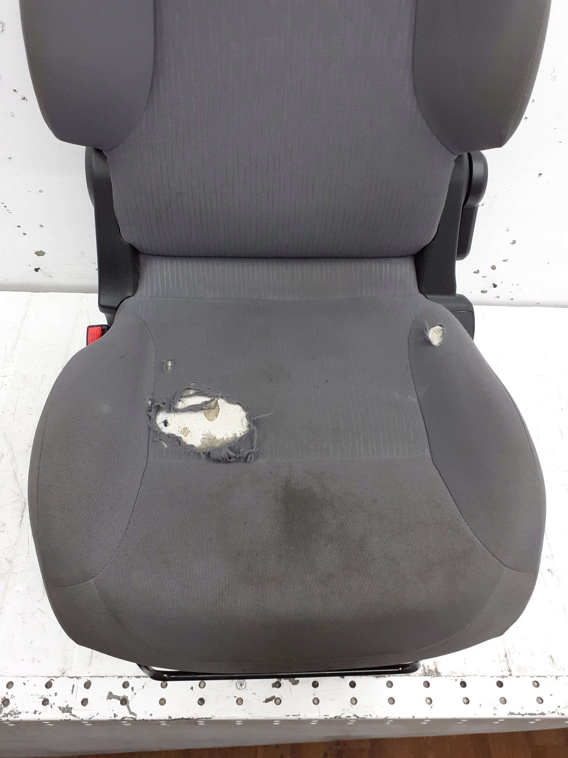 PEUGEOT PARTNER III LIFT 15- FOTEL KIEROWCY EUROPA Typ samochodu Samochody osobowe Samochody dostawcze Samochody ciężarowe