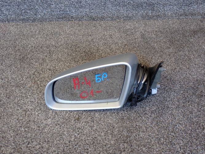 AUDI A4 B6 01-05 Spiegel links 5 PIN