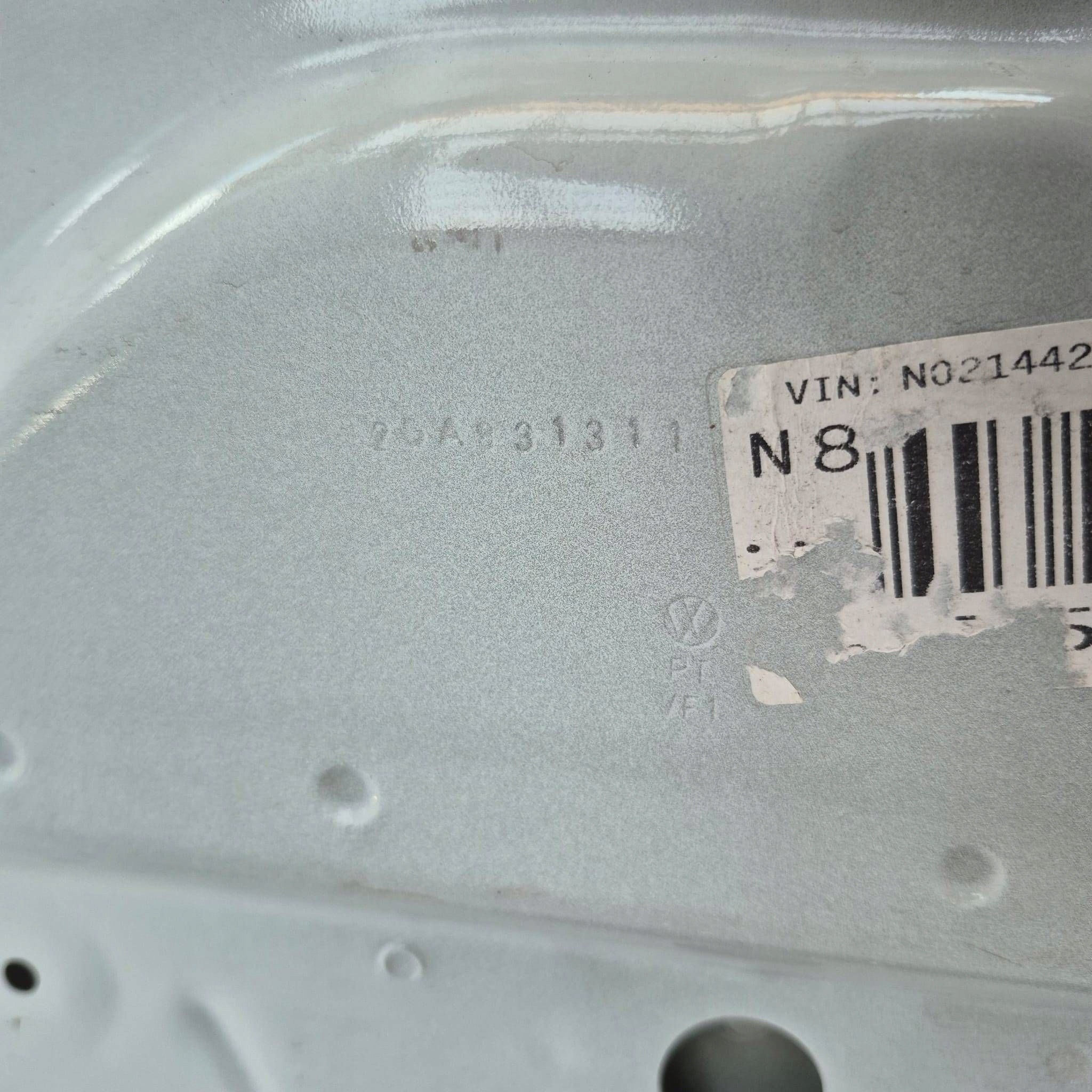 VW T-ROC 2GA 17- door left front front 2GA831311