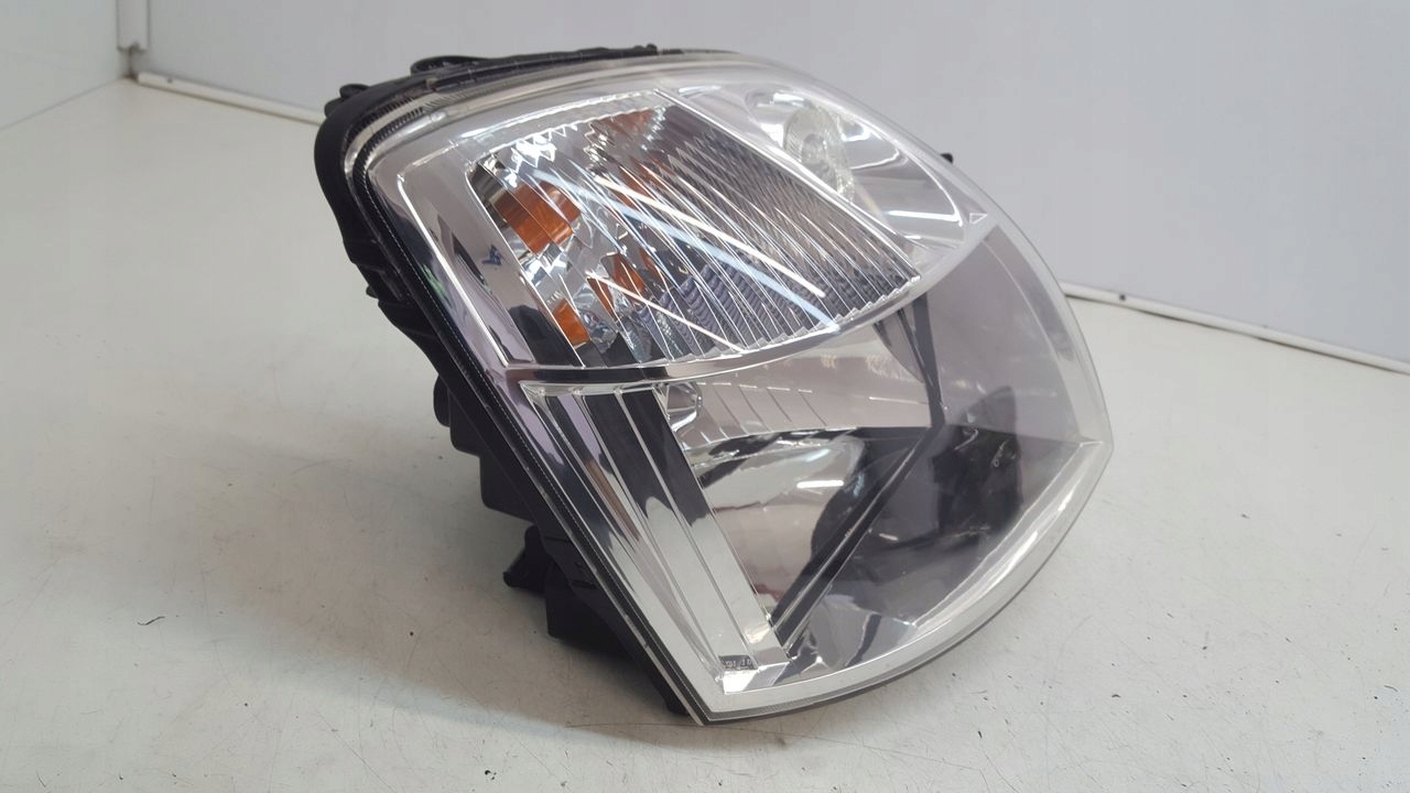 light front front right Kia Picanto