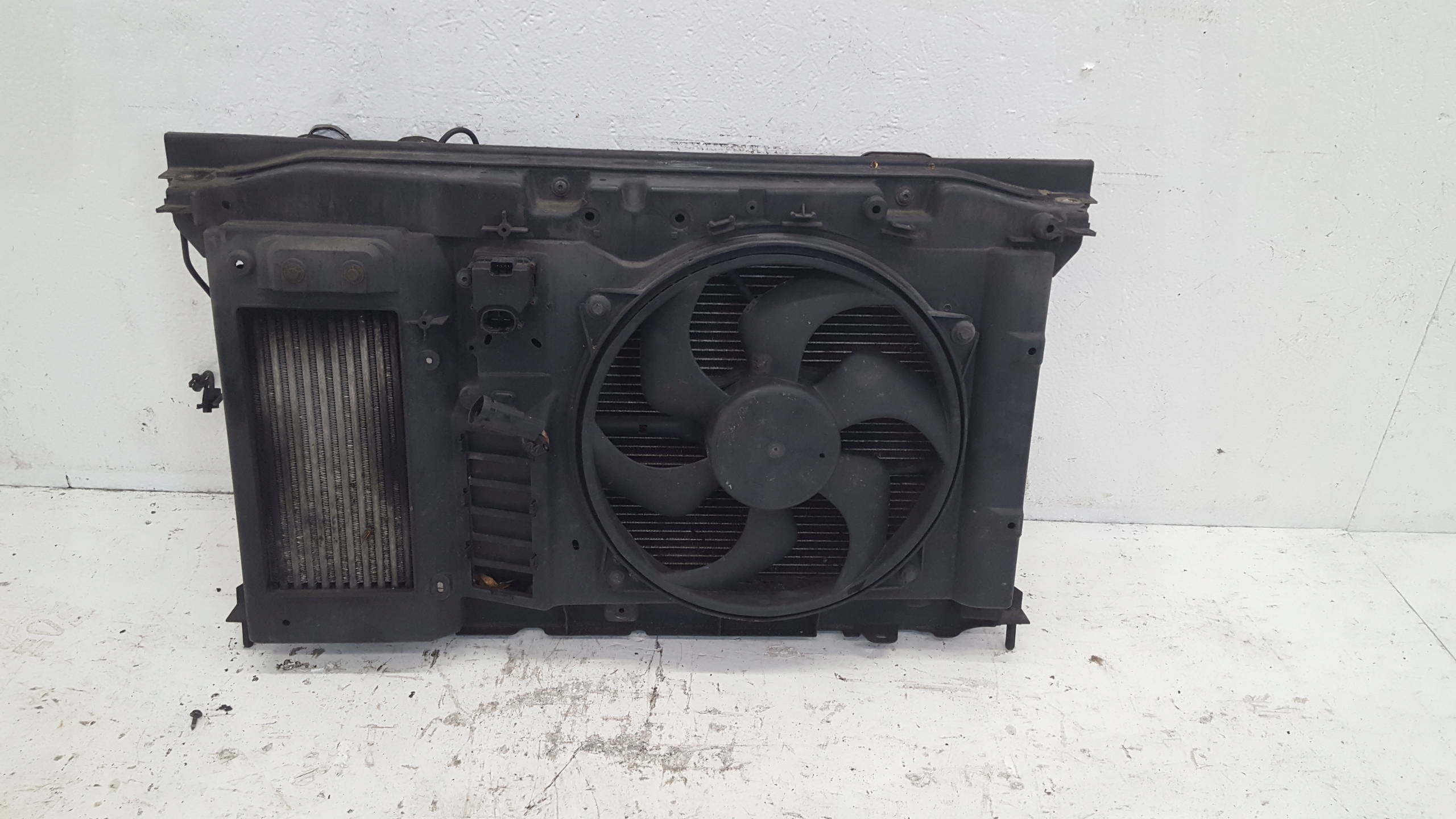 support panel for radiators KOMPLET Z CHLODNICAMI CITROEN C4 PICASSO 1
