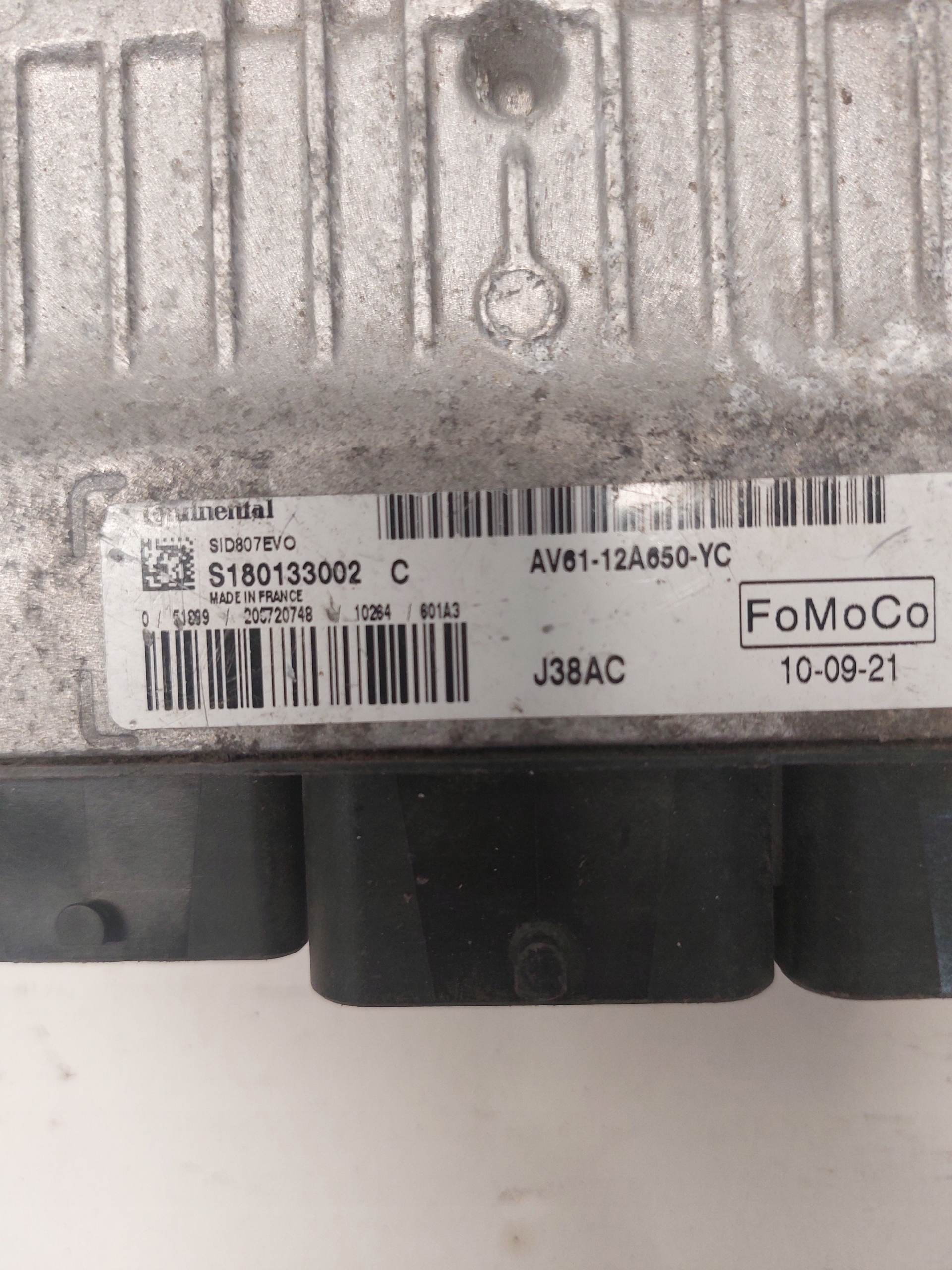 control unit of the engine FORD C-MAX MK2 1.6 TDCI AV61-12A650-YC