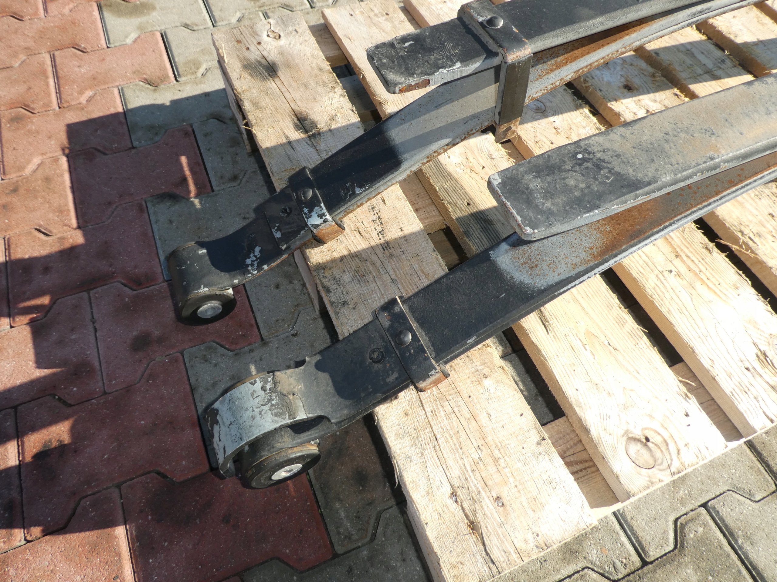 VW AMAROK 2H RESOR RESORY 2H0511151AQ