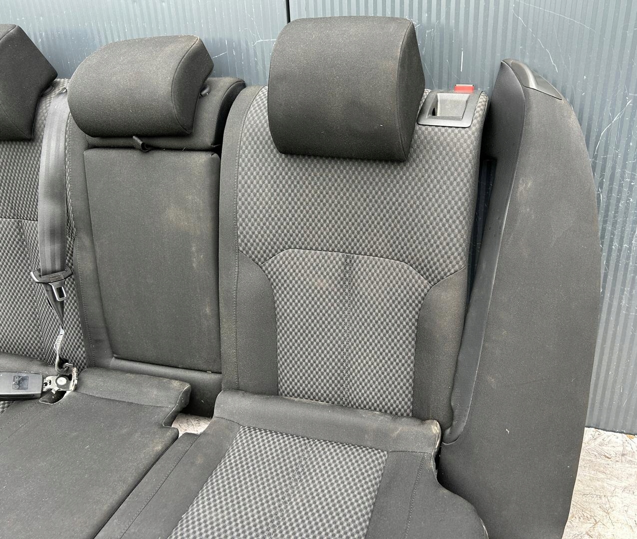Sitz Sitze heck hinten VW PASSAT B7 KOMBI 10-14