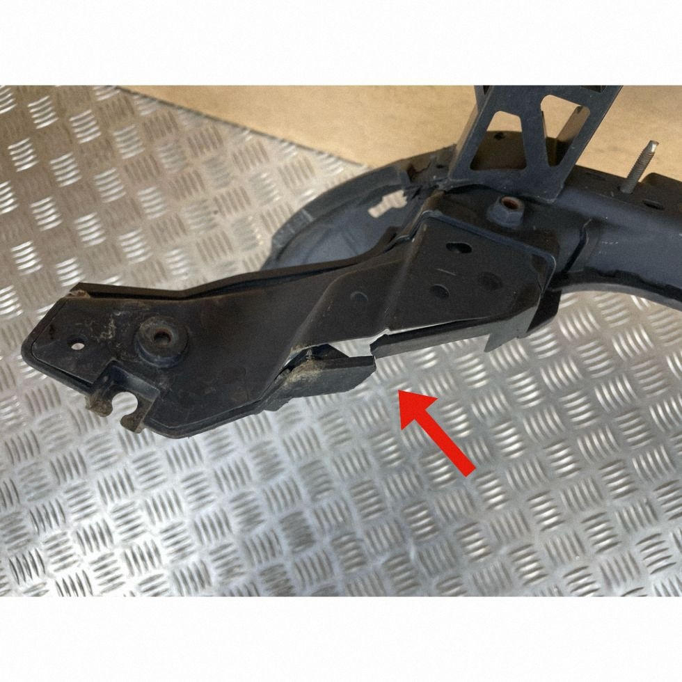 support panel for radiators pillar iron upper FORD MUSTANG VI MK6 LIFT 2018-2023