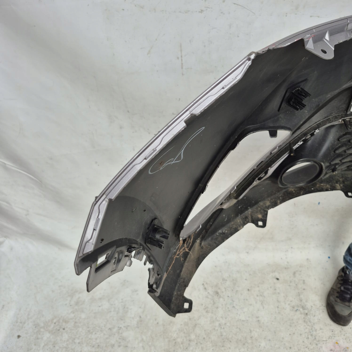 TOYOTA C-HR and 1 16-19 bumper front front PDC