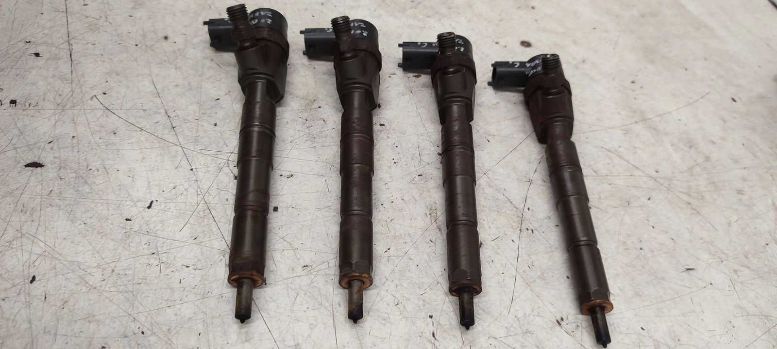 injector 0445110423 Opel Zafira C 2,0 CDTI