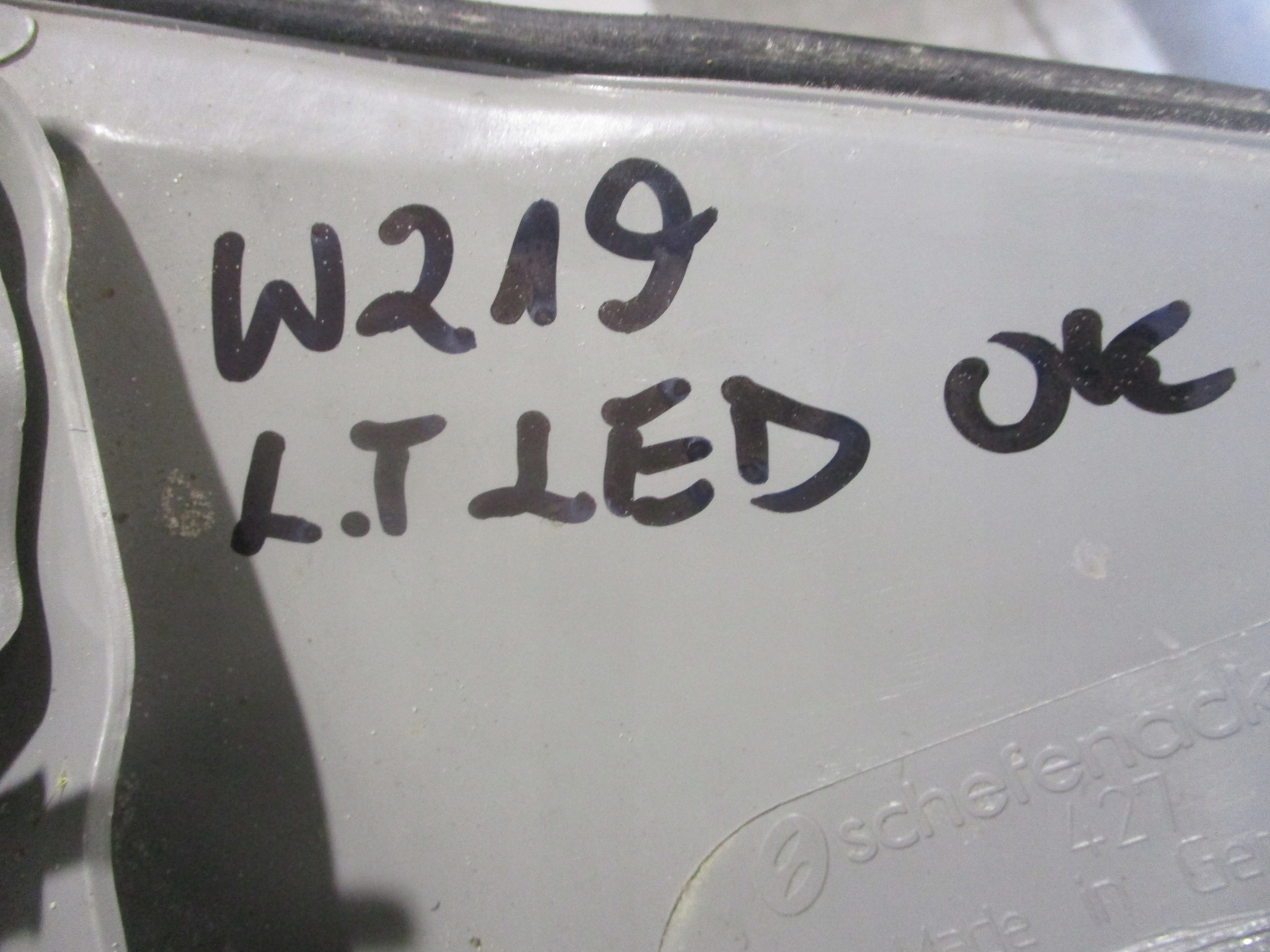 фонарь левый MERCEDES W219 led в крыло