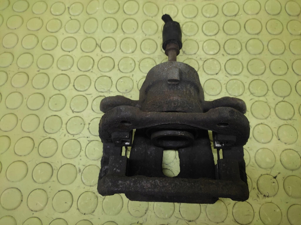 BMW 1 E87 2.0 D caliper brake right rear part