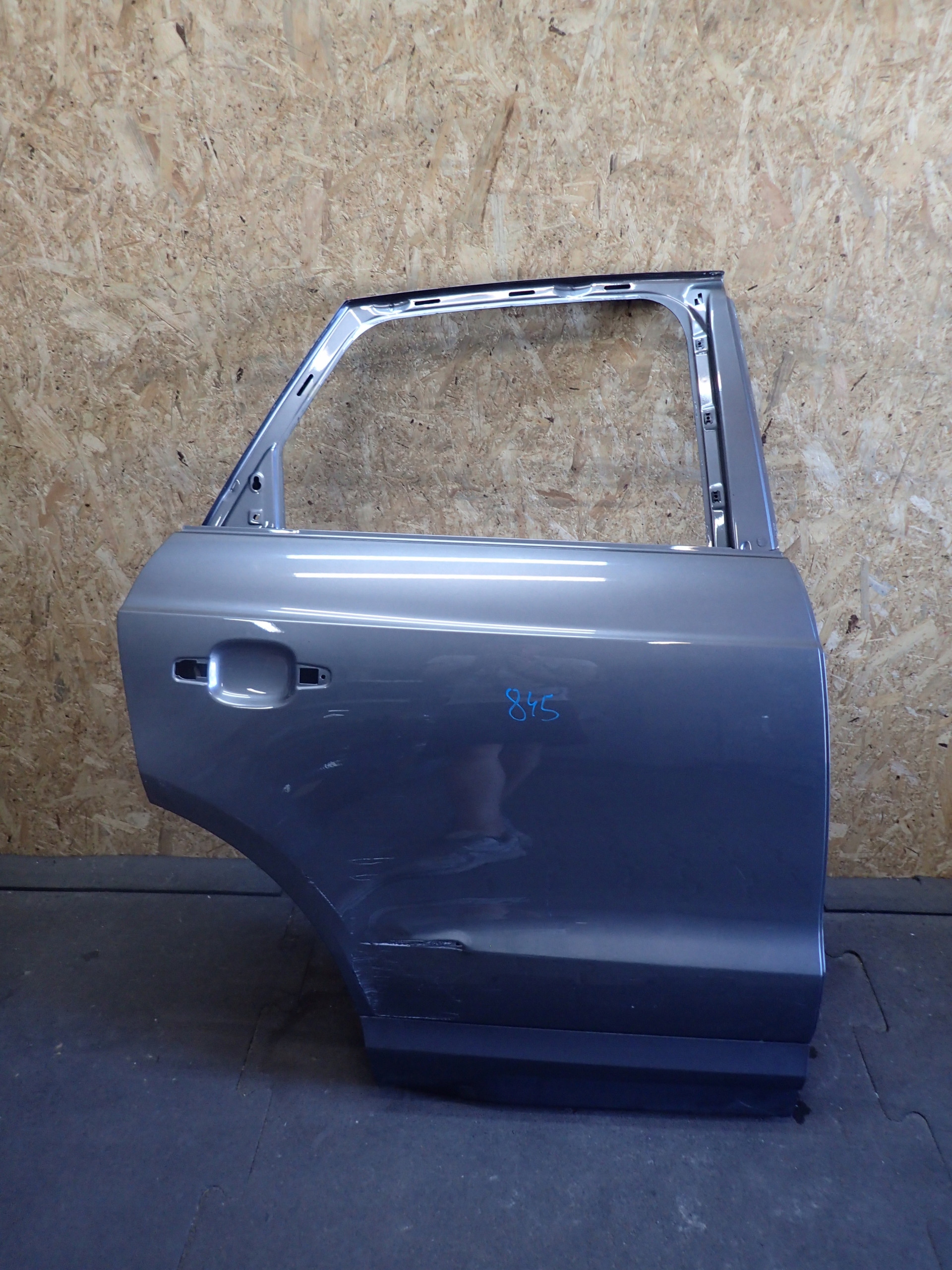 DRZWI TYŁ PRAWE AUDI Q3 8U