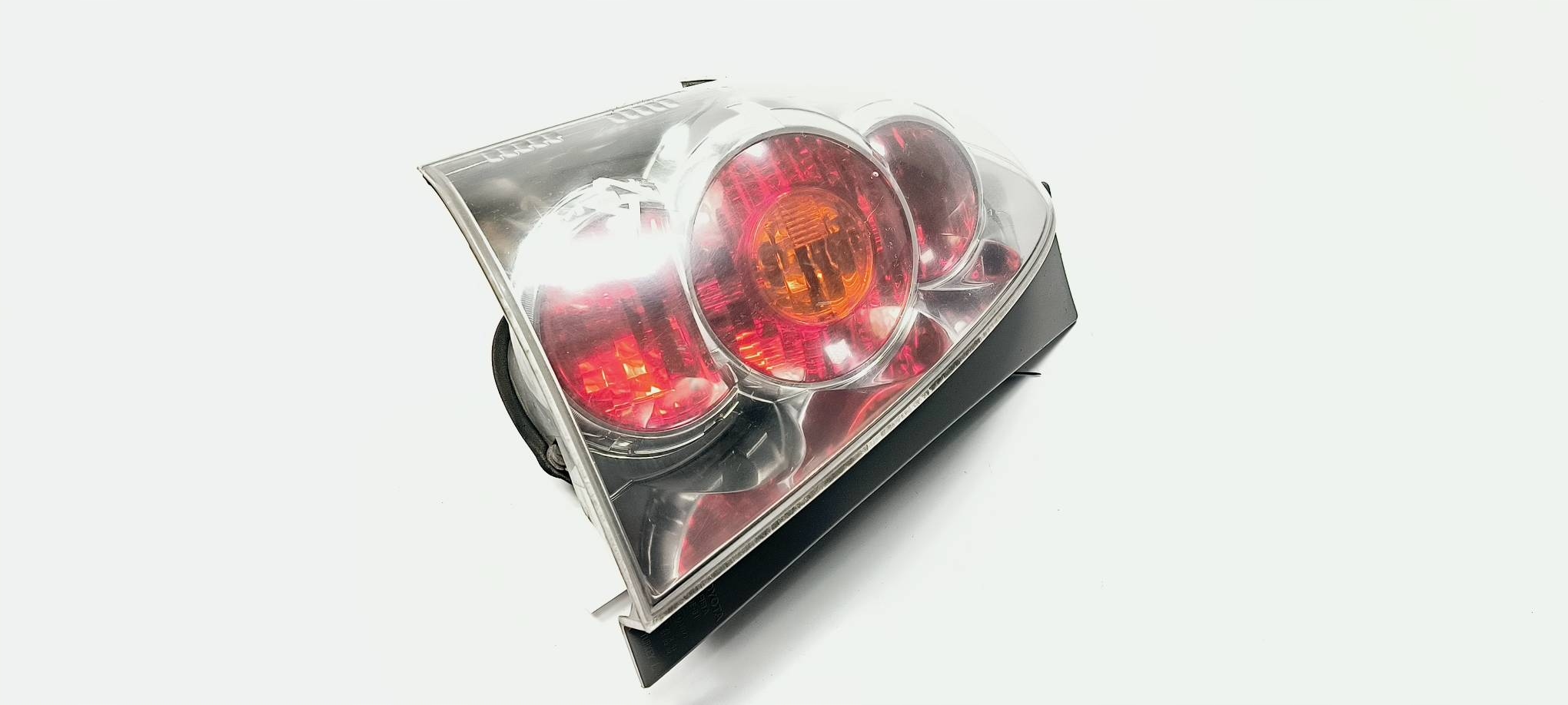 light left rear part 81561-0F020 TOYOTA COROLLA VERSO