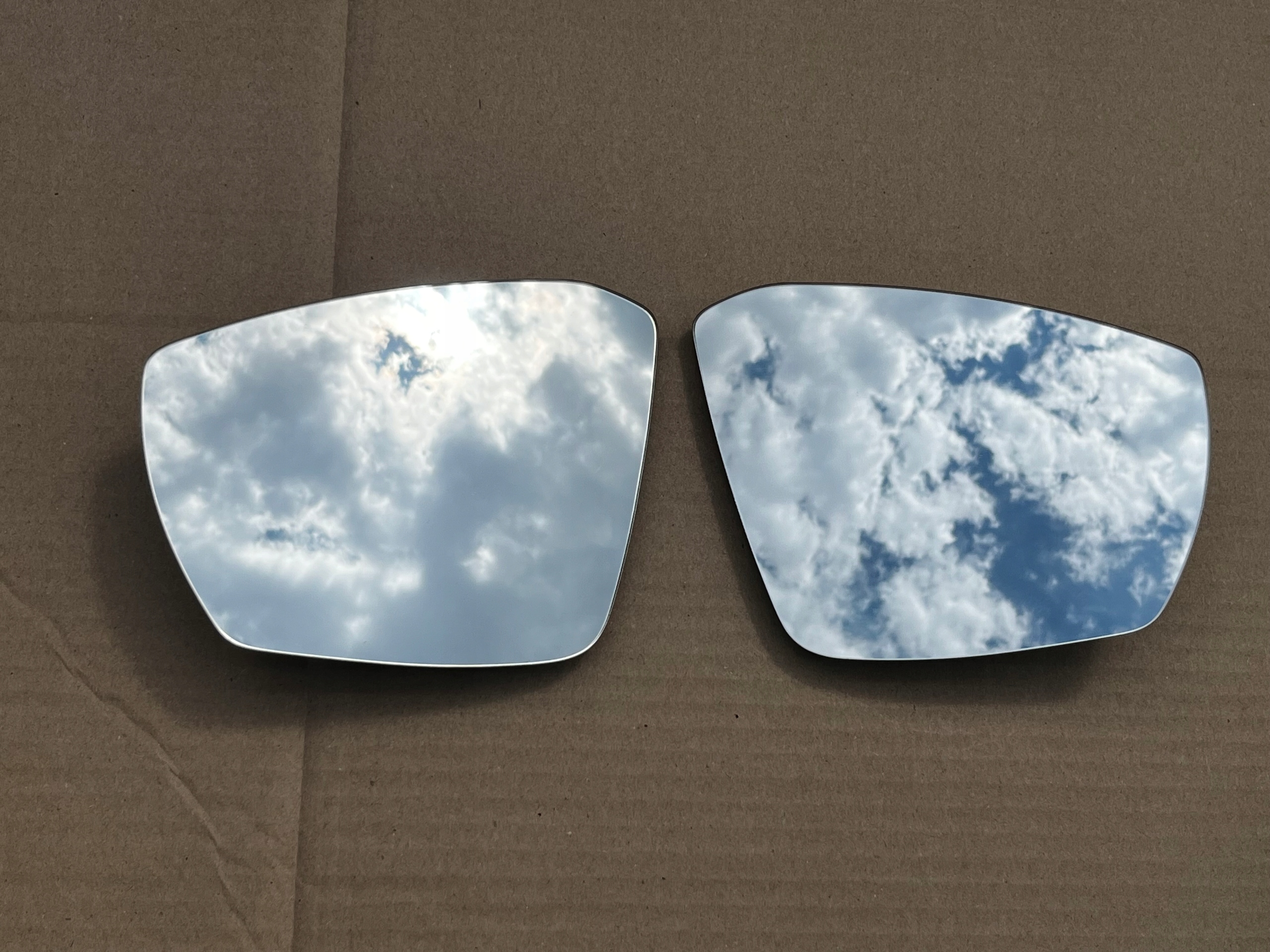 Podgrzewane wkłady lusterek Skoda Octavia III