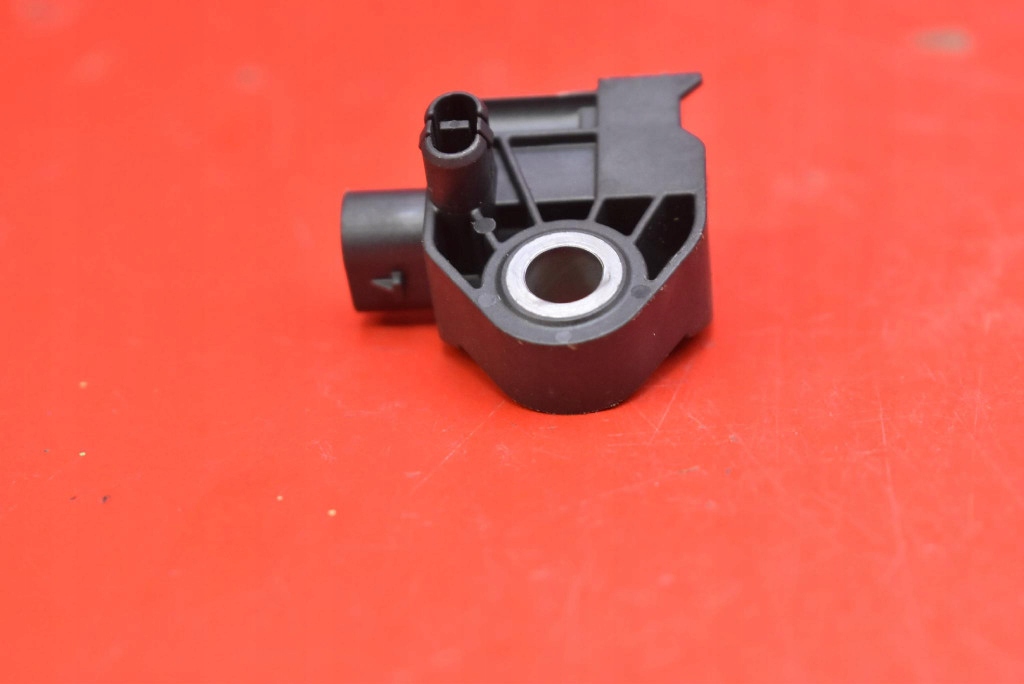 impact sensor right rear part 95920-M6000 KIA SPORTAGE 5 V 21-25