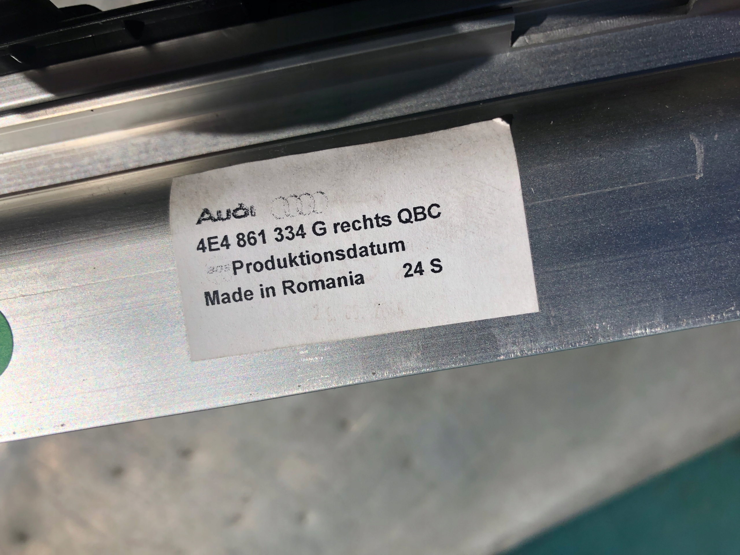 Audi A8 D3 РЕСТАЙЛИНГ ролета дверь правая задняя