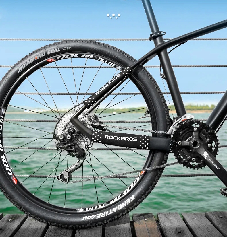 Osłona ramy rowerowej przed łańcuchem uniwersalna odblask ROCKBROS 01112 Model 01112