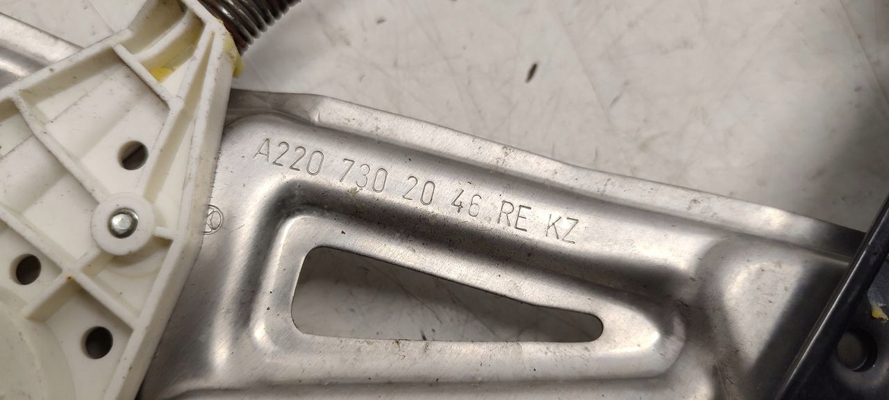 window regulator right rear part Mercedes W220