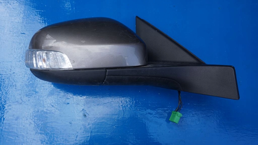 VOLVO S80 V70 - right mirror 6 PIN EUR