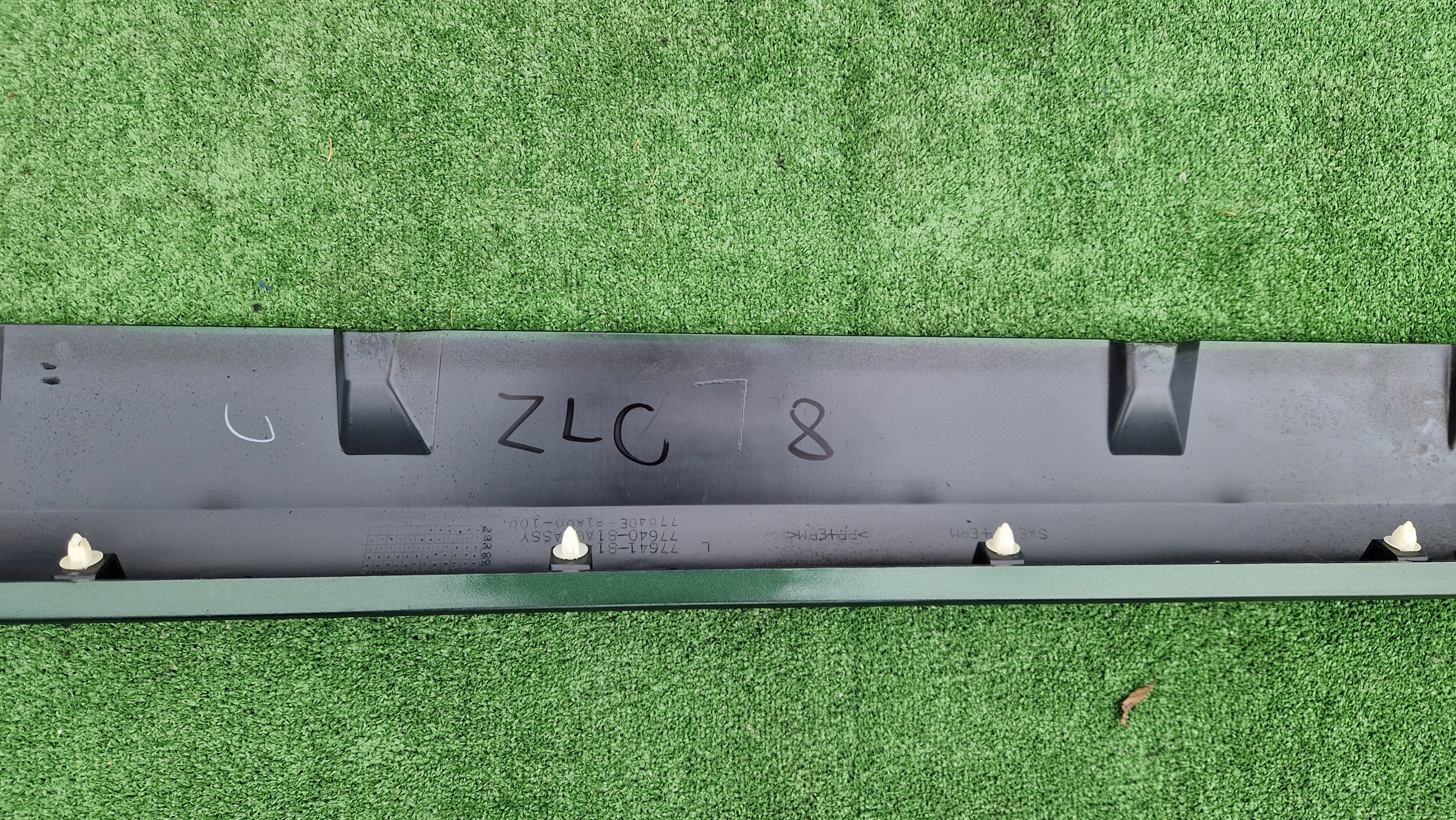moulding threshold threshold left SUZUKI JIMNY 2008R > 2017R COLOR ZLC