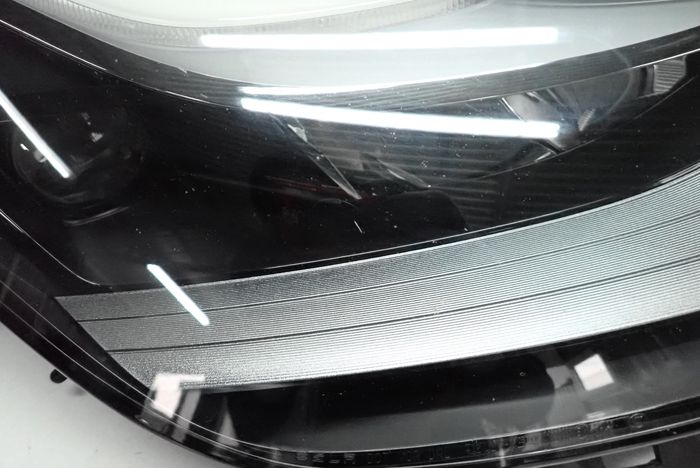 TESLA 3 III FULL LED LIFT 20- reflektor right light 1514953-00-D
