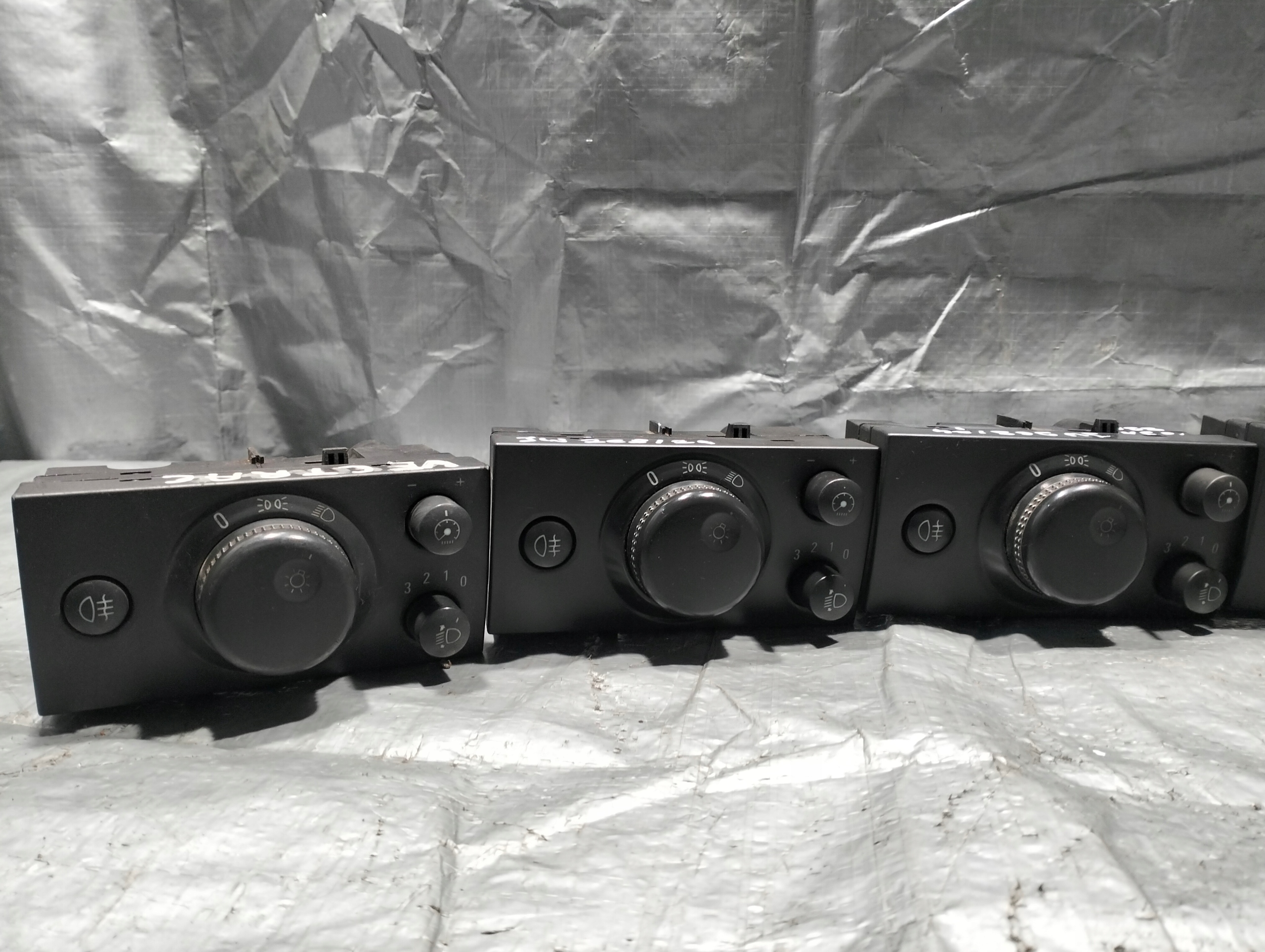 switch switch of the lights OPEL VECTRA C OE 9185884