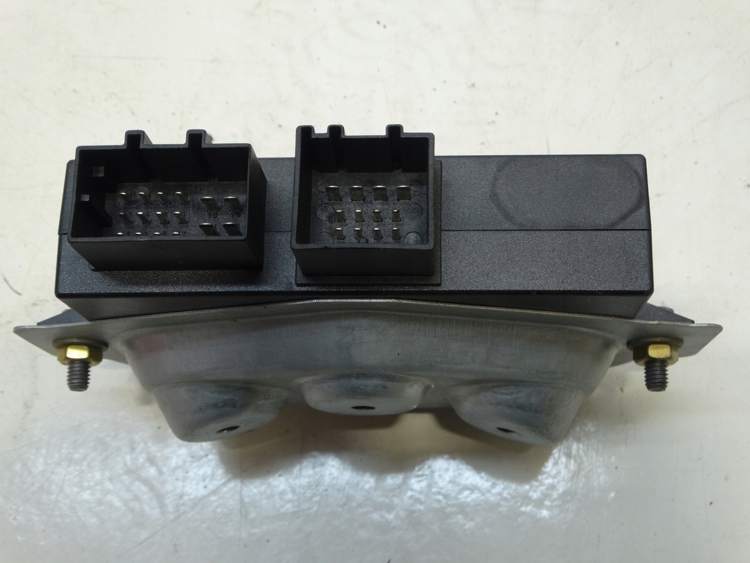 module control unit HAKA HOLOWNICZEGO SEAT AUDI VW SKODA 8P0907383
