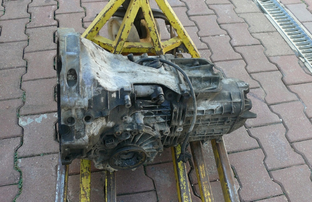 CAMBIO AUDI 80 B4 2.0 115KM ABK MANUAL 5 ingranaggi CVB