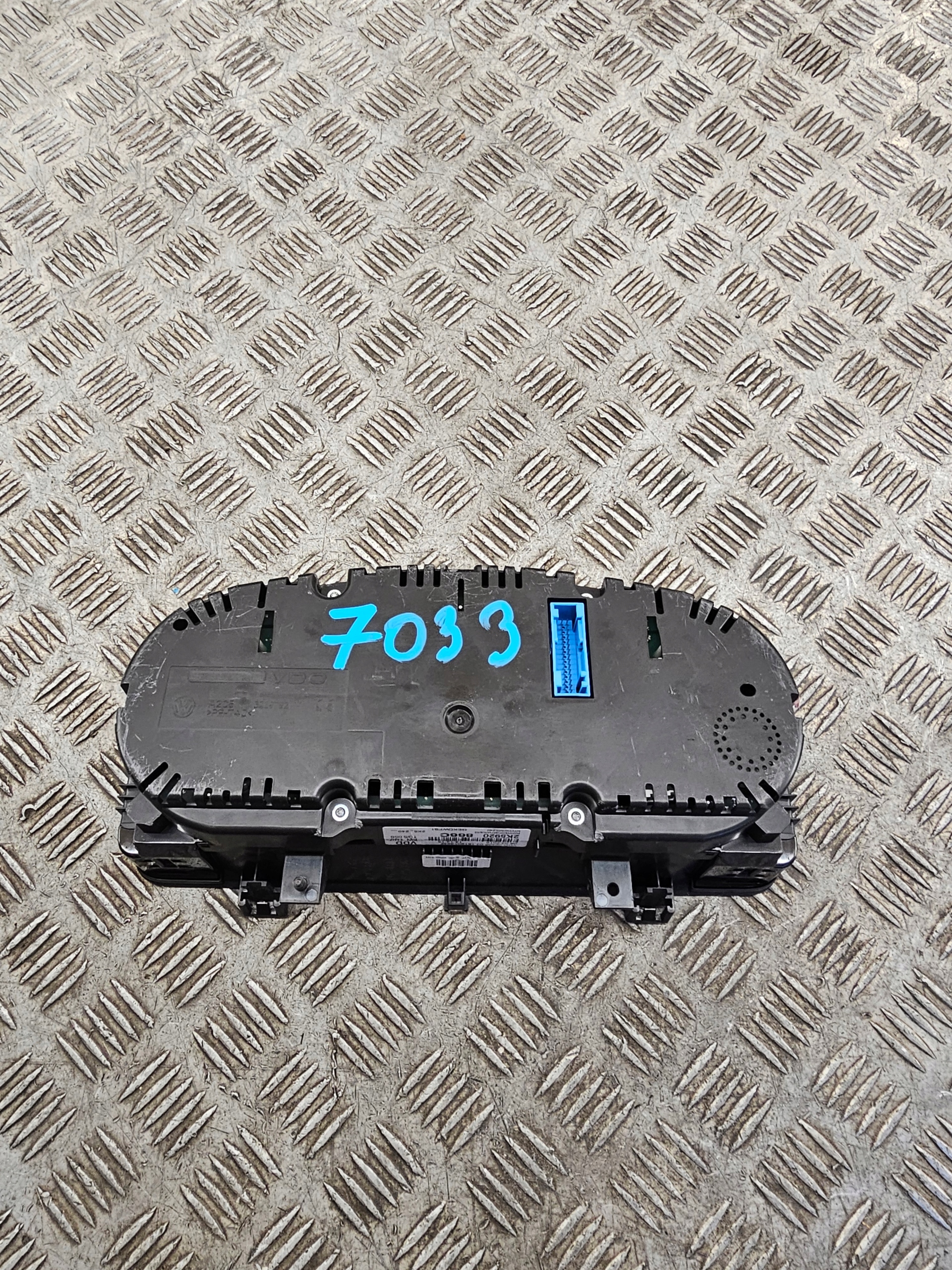 VW CADDY 2.0D 2K5 dials clock EUROPA 2K5920866C