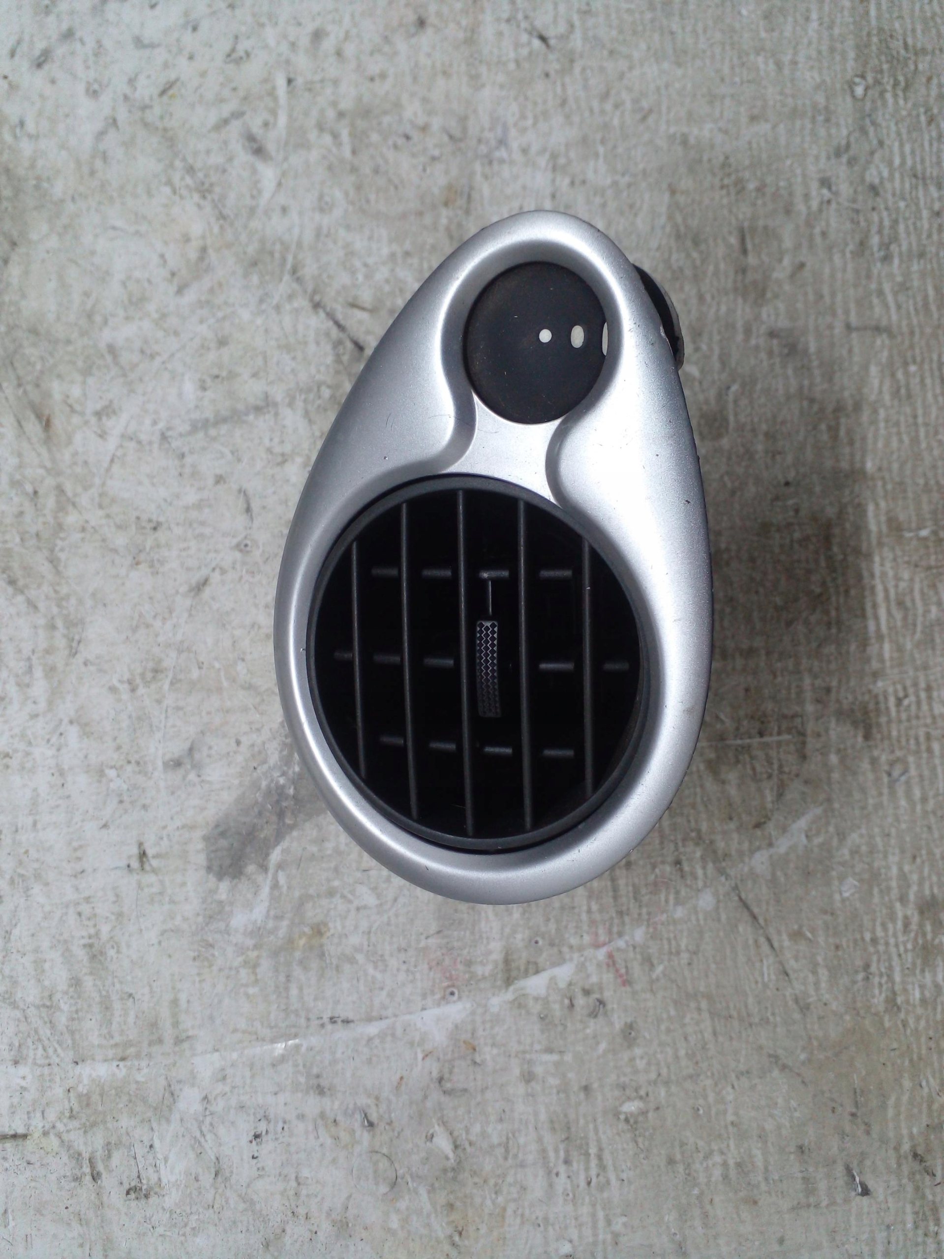 grid air conditioning devices left front RENAULT CLIO III 05-12