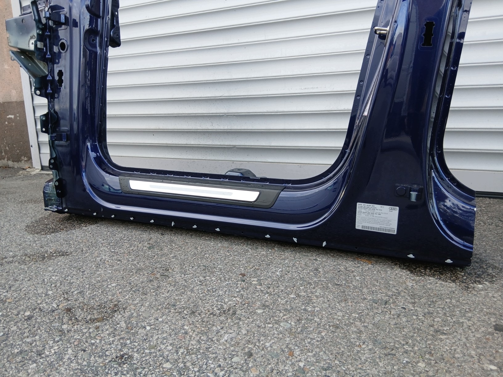 AUDI Q5 80A quarter threshold pillar left front LX5H