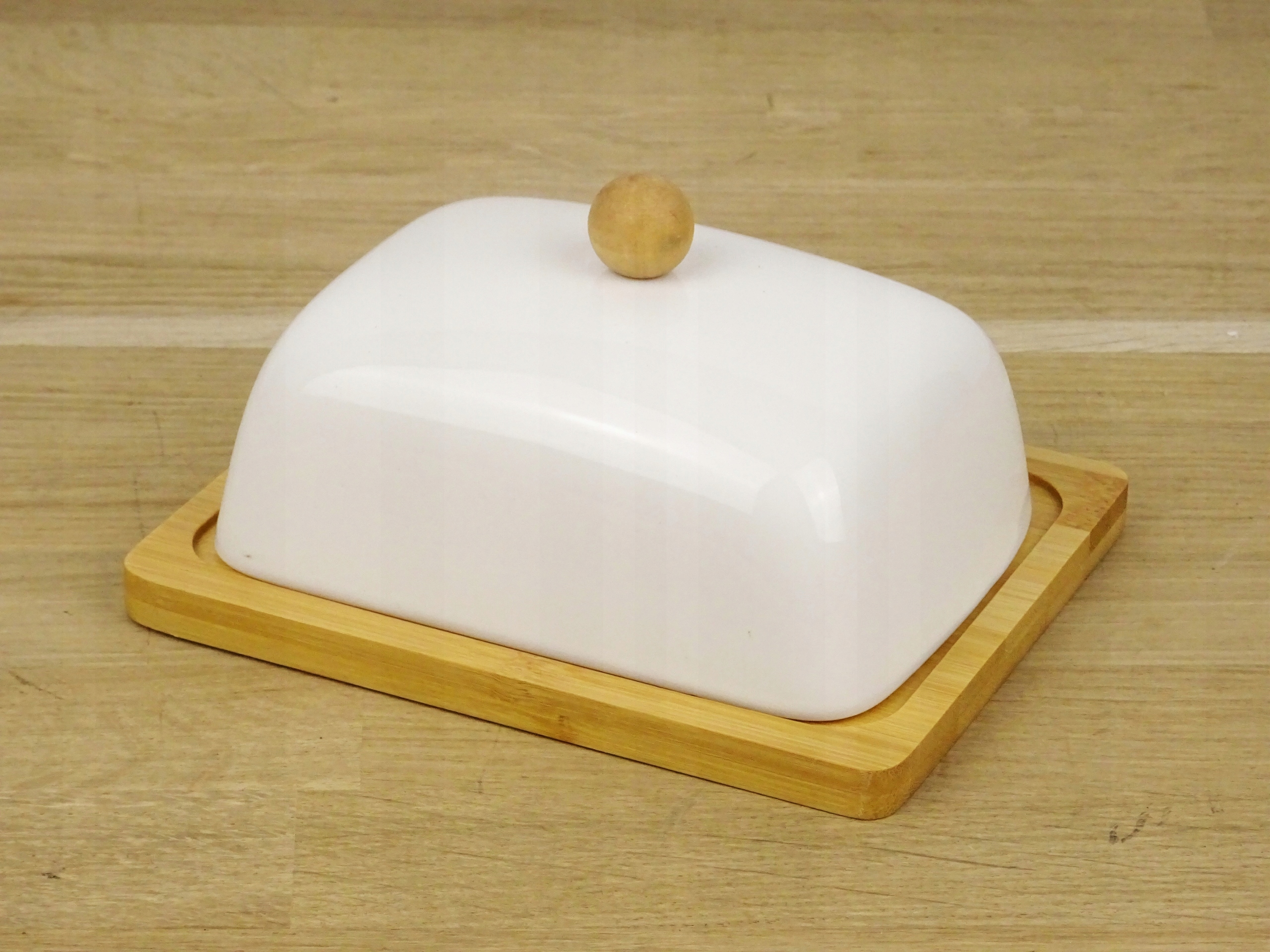 Maselniczka Maselnica Pojemnik Masło Porcelanowa Kolor biały