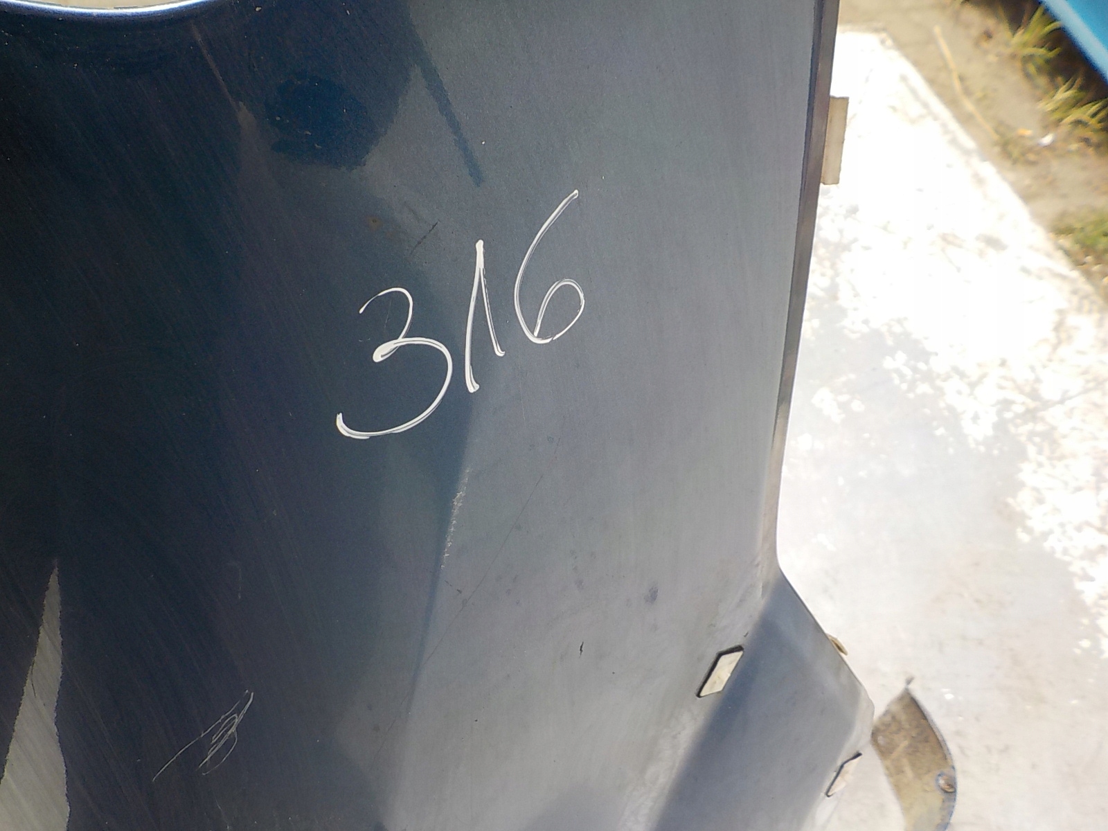 316 HYUNDAI TUCSON and fender right front front