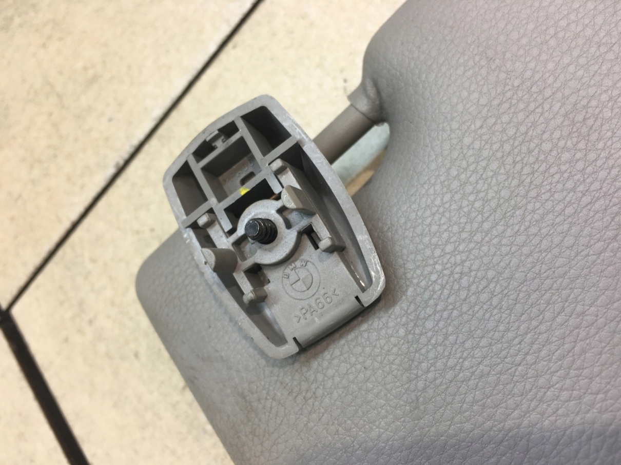 cover PRZECIWSLONECZNA right BMW 3 E92