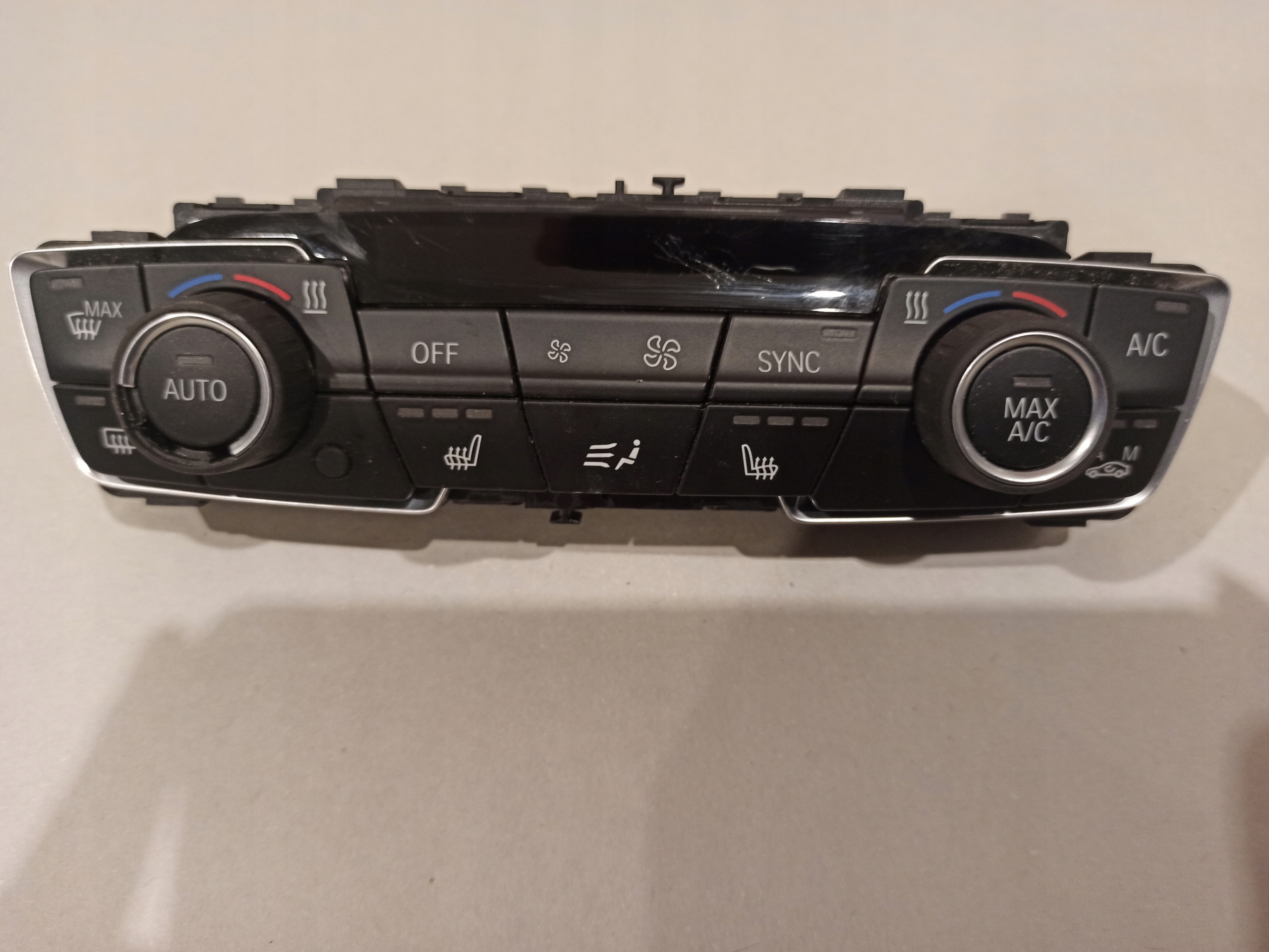 PANEL KLIMATYZACJI BMW F39 F45 F48 9471102