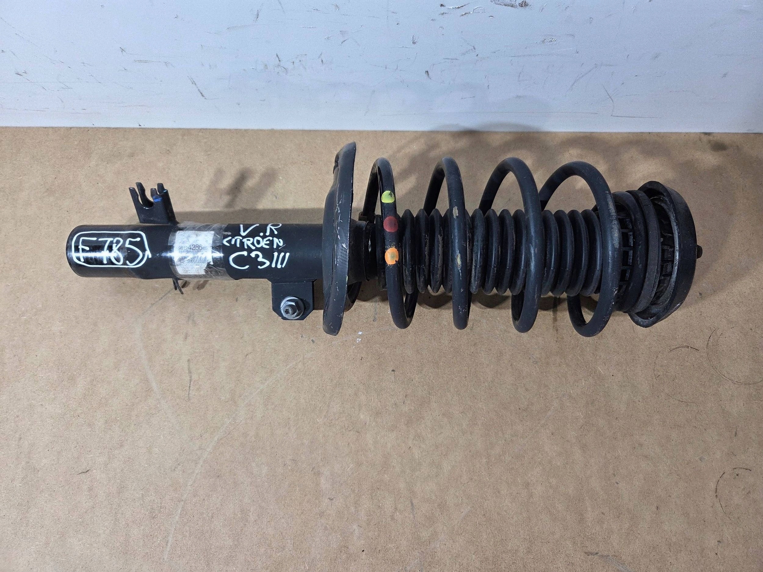 Citroen C3 III 1,6 E-HDI shock absorber front right 9812428680 (F785)
