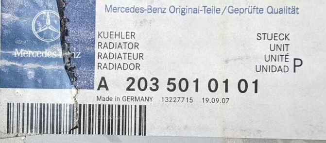 Mercedes Benz E Klasa W203 chlodnica Parts manufacturer Mercedes Benz original OE