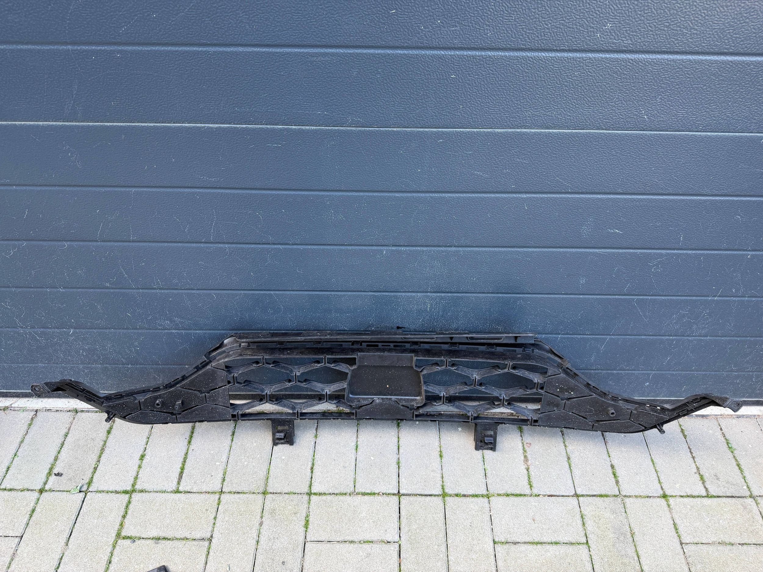 Kia Stonic 17- Gt Line grid central front front