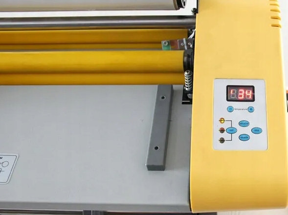 Laminator rolowy, foliarka 36 cm Model BASIC 358 MM