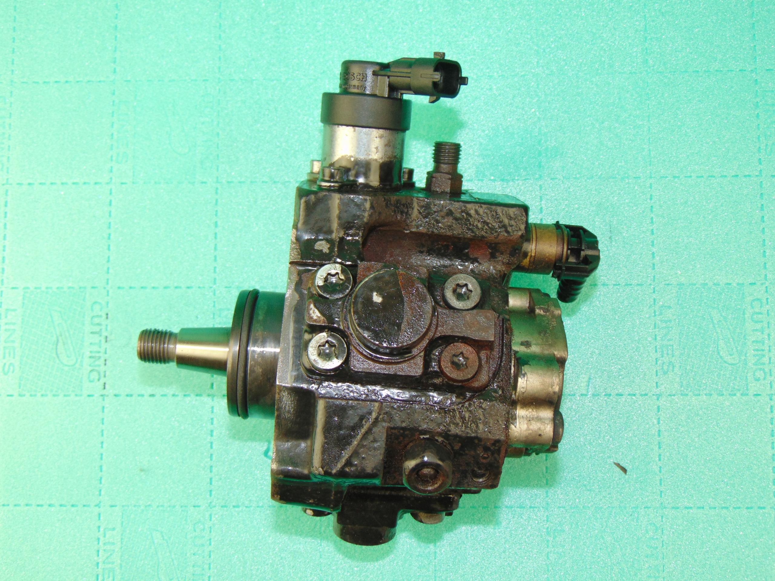 Einspritzpumpe 1,6CRDI 1,7CRDI 0445010206 CEED II Original!!!