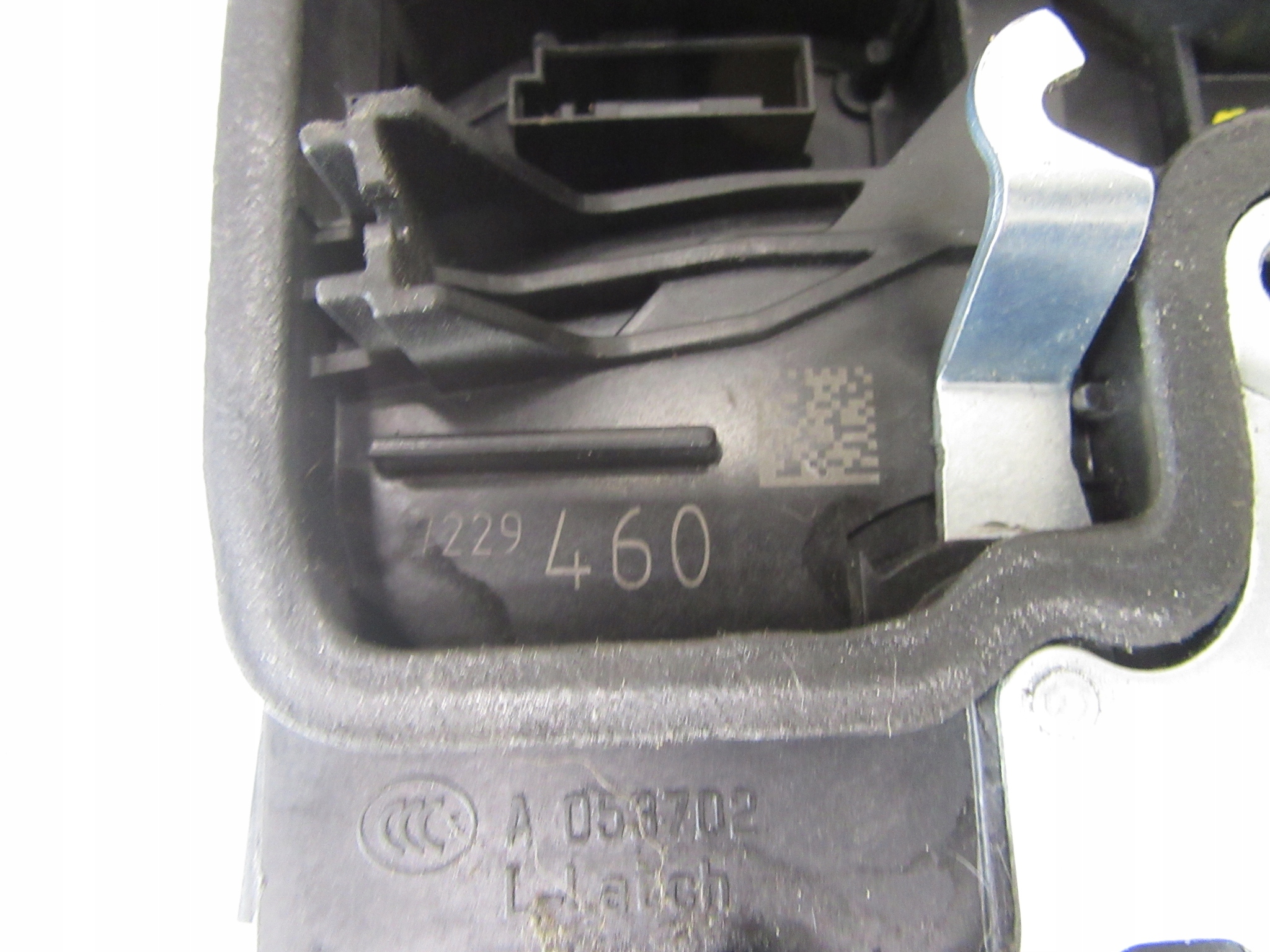 lock right rear part BMW e60 e61 LCI e65 e70 e83 e87 e90 e91 F01 F10 F11 F25 F30