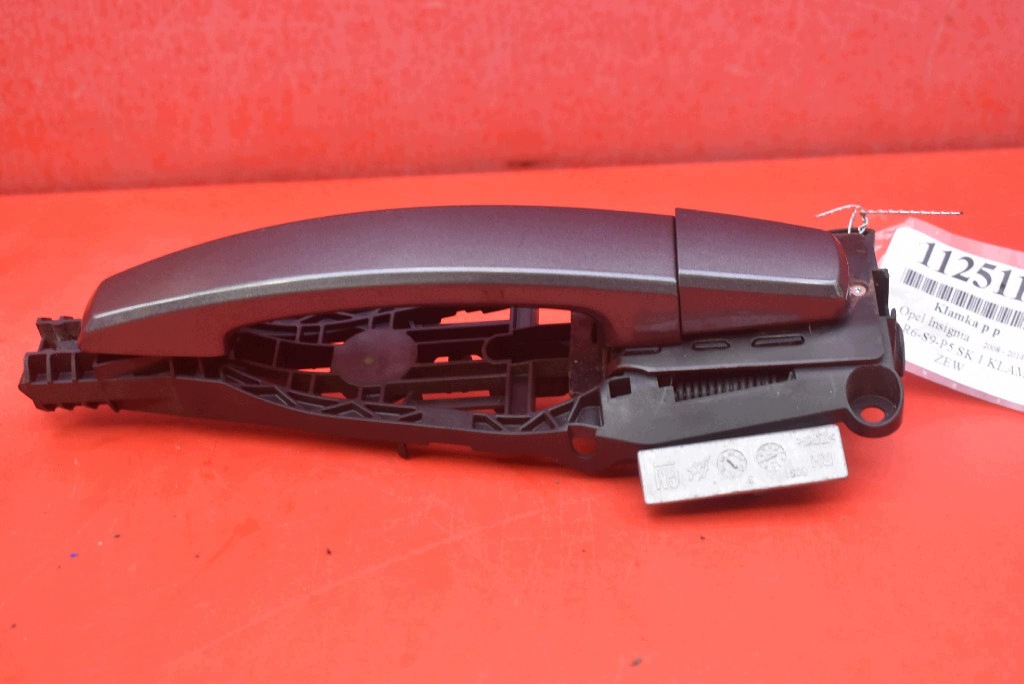 handle right front front Z177 13308536 OPEL INSIGNIA A 08-14