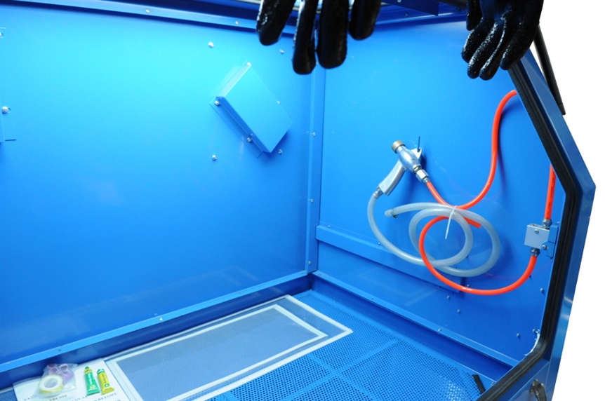 PRZEMYSŁOWA PIASKARKA KABINOWA KOMORA 990L ZESTAW ŚCIERNIWO PIASEK 500kg EAN (GTIN) 5902067600832