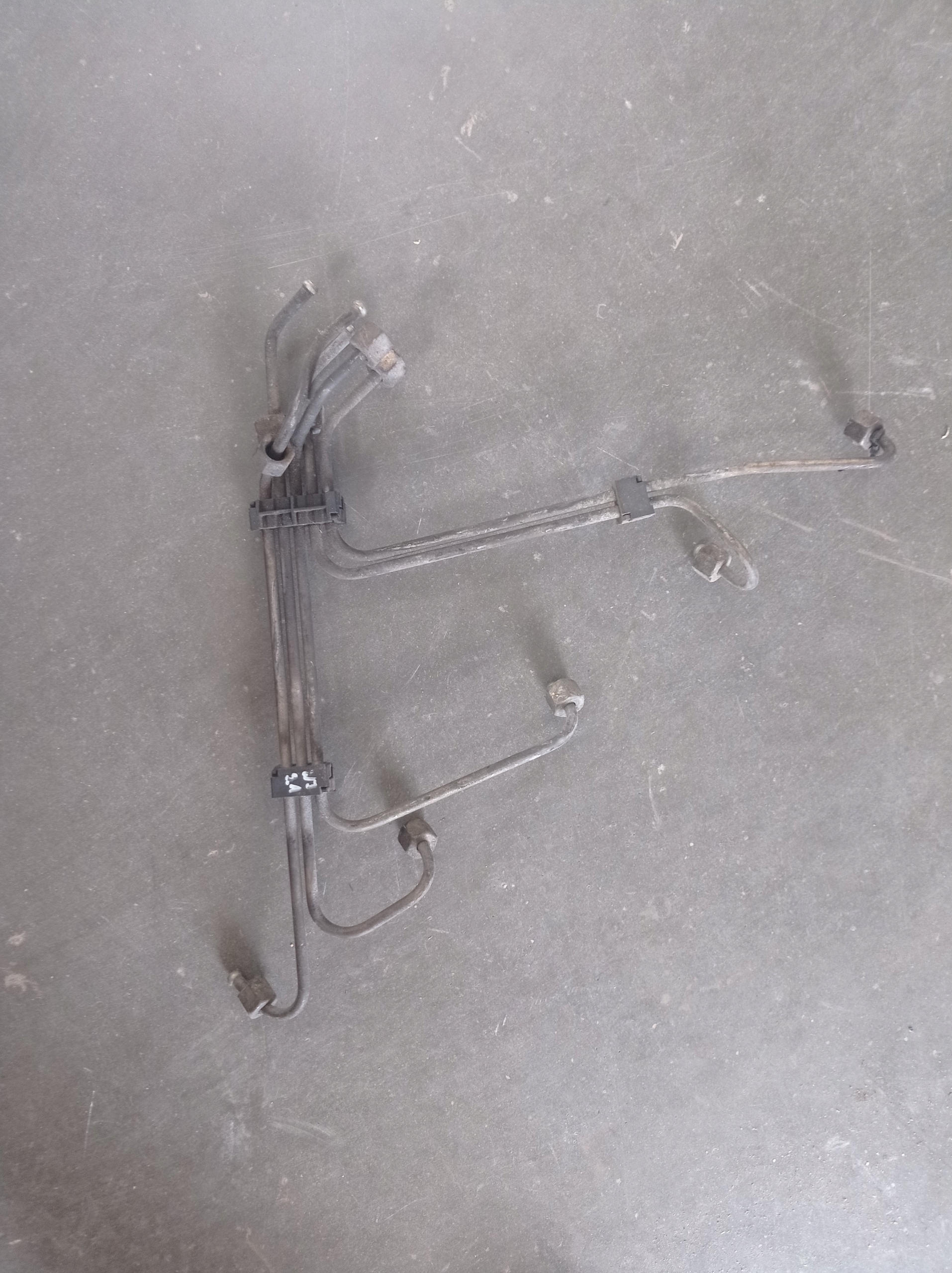 JEEP GRAND CHEROKEE WJ 3.1 TD PRZEWODY PALIWOWE